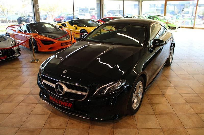 Gebraucht Mercedes E200 184 PS (135 kW) 2017 Grün Coupé