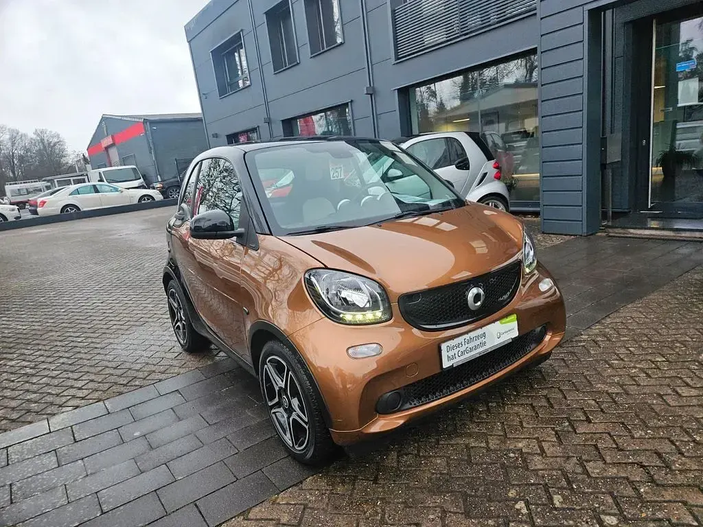 Gebraucht Smart ForTwo Coupé Passion 90 PS (66 kW) 2016 Schwarz Coupé