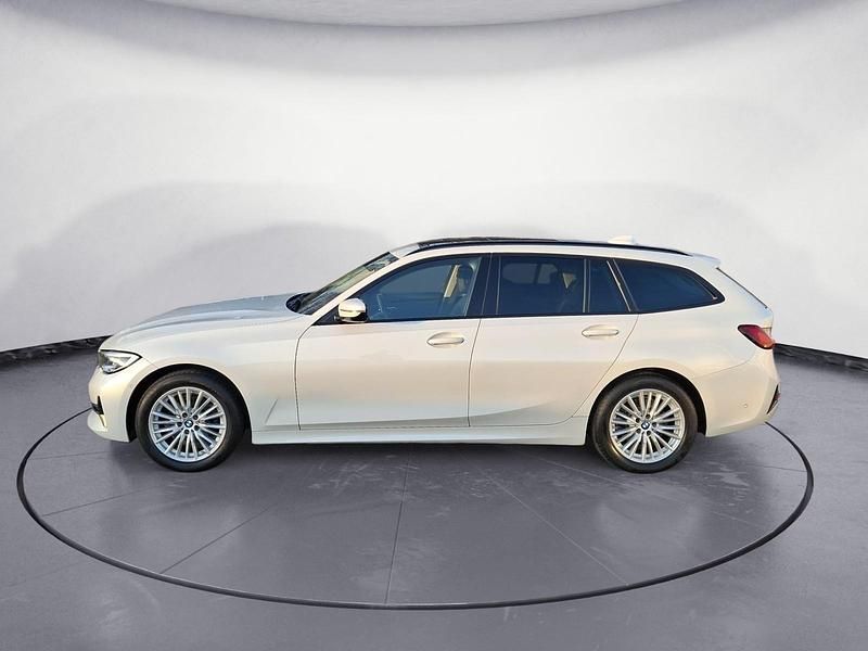 Gebraucht BMW 318 Luxury Line 150 PS (110 kW) 2021 Weiß Kombi