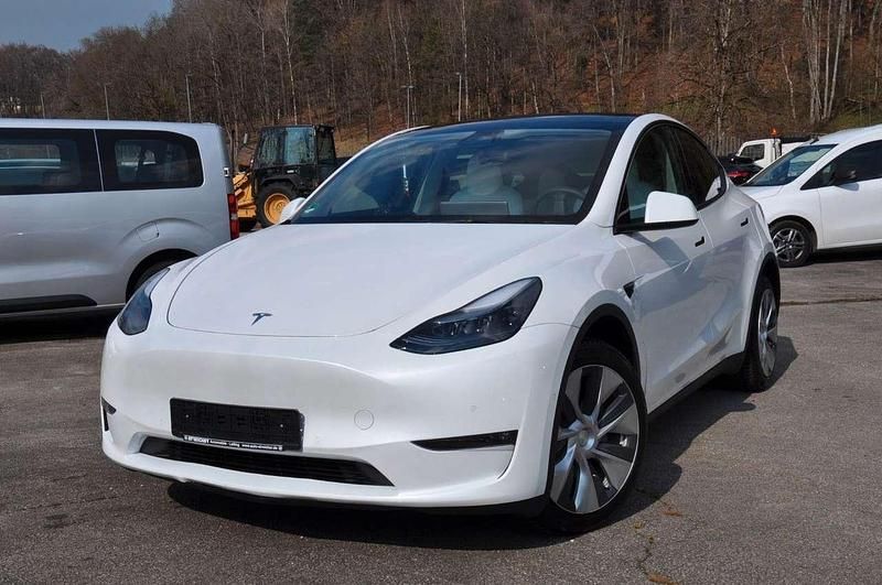 Gebraucht Tesla Model Y 378 kW (514 PS) 2022 Weiß SUV