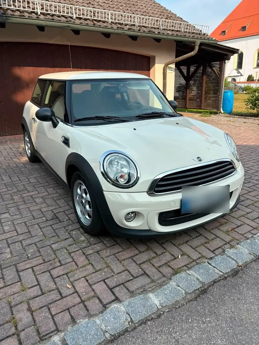 Gebraucht Mini Cooper 90 PS (66 kW) 2012 Weiß Kleinwagen