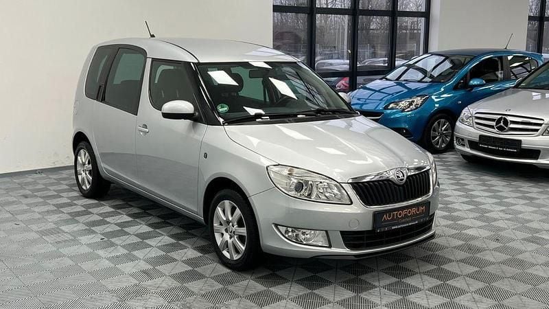 Gebraucht Skoda Roomster Elegance 105 PS (77 kW) 2014 Silber Van / Kleinbus