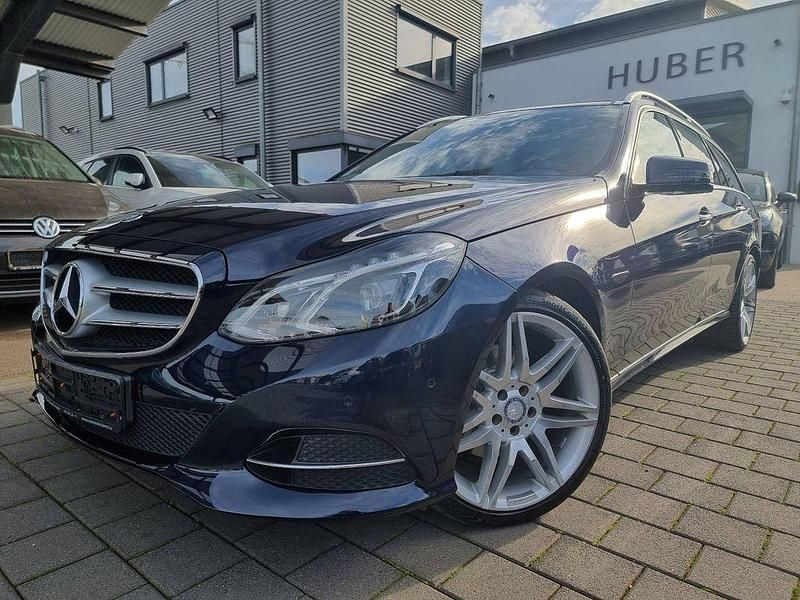Blau Gebraucht 2014 Mercedes E350 AMG Limousine | 16.990 € (Superpreis) - Bild 1/4