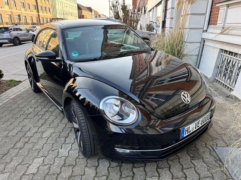 Gebraucht VW Beetle Cup 105 PS (77 kW) 2014 Schwarz Kleinwagen