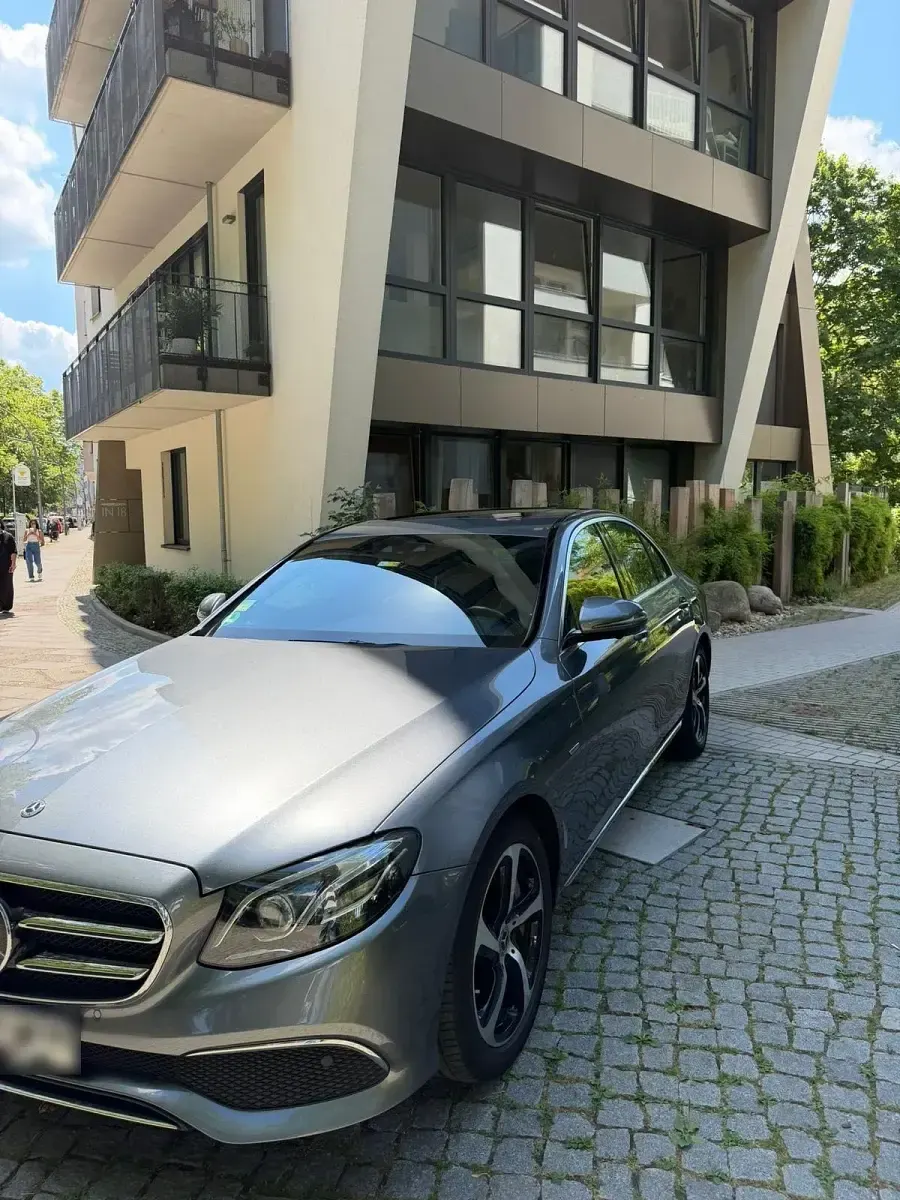 Gebraucht Mercedes E450 367 PS (269 kW) 2020 Silber Limousine
