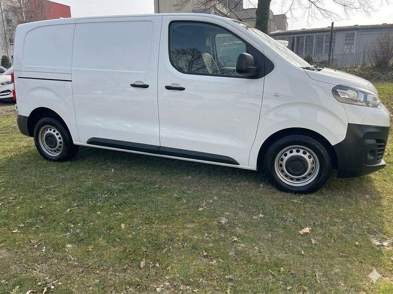 Usata Citroën Jumpy 144 CV (105 kW) 2022 Bianco Monovolume