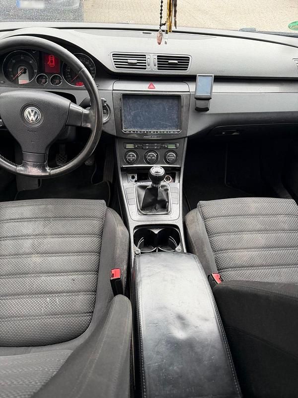 Gebraucht VW Passat 105 PS (77 kW) 2005 Schwarz Limousine