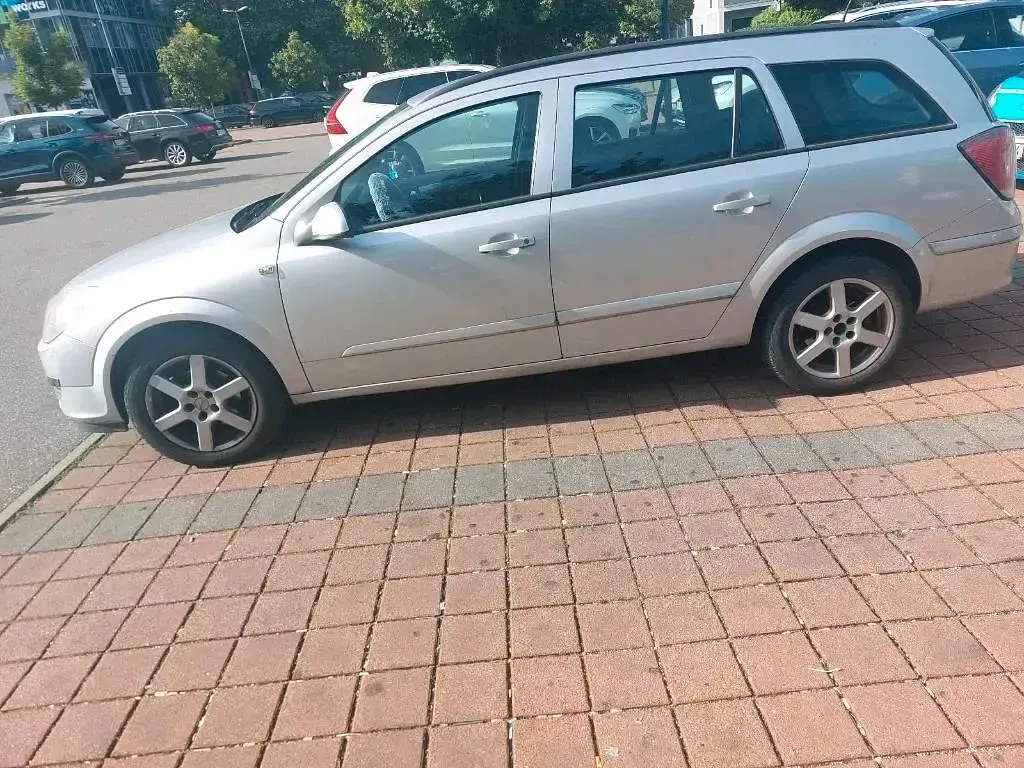 Gebraucht Opel Astra 120 PS (88 kW) 2006 Kombi