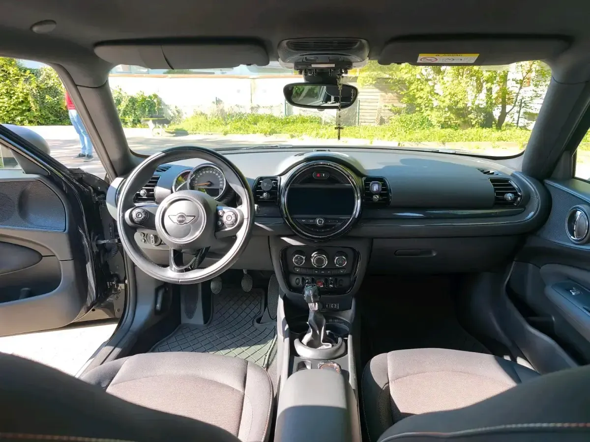 Second-hand Mini Clubman 116 CP (85 kW) 2016 Negru Break