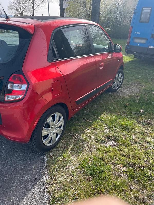 Gebraucht Renault Twingo 70 PS (51 kW) 2015 Rot Kleinwagen