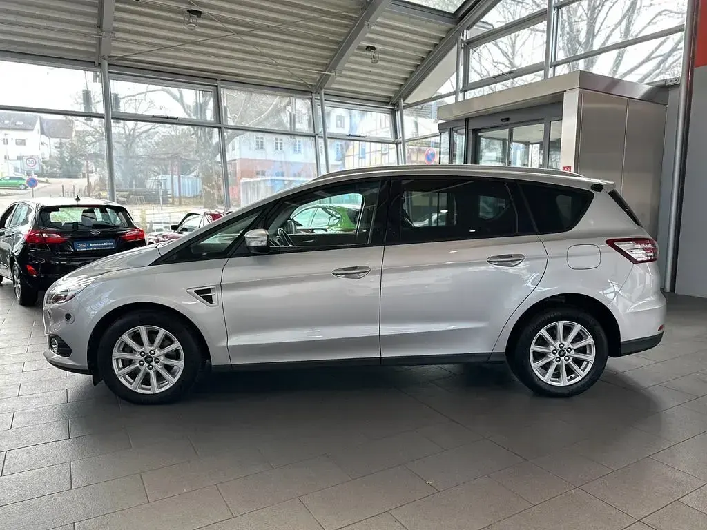 Gebraucht Ford S-MAX Business Edition 190 PS (139 kW) 2019 Silber Van / Kleinbus
