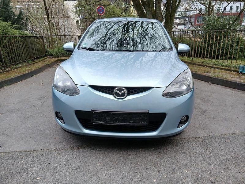Gebraucht Mazda 2 Inclusive 86 PS (63 kW) 2009 Blau Kleinwagen