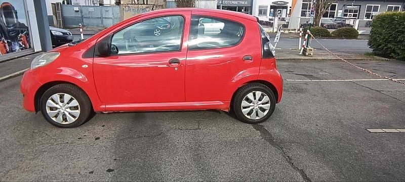 Gebraucht Citroën C1 65 PS (47 kW) 2009 Rot Kleinwagen