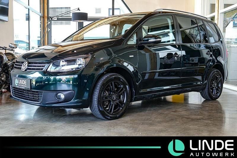 Grün Gebraucht 2014 VW Touran Life Van / Kleinbus | 8.900 € (Superpreis) - Bild 1/4
