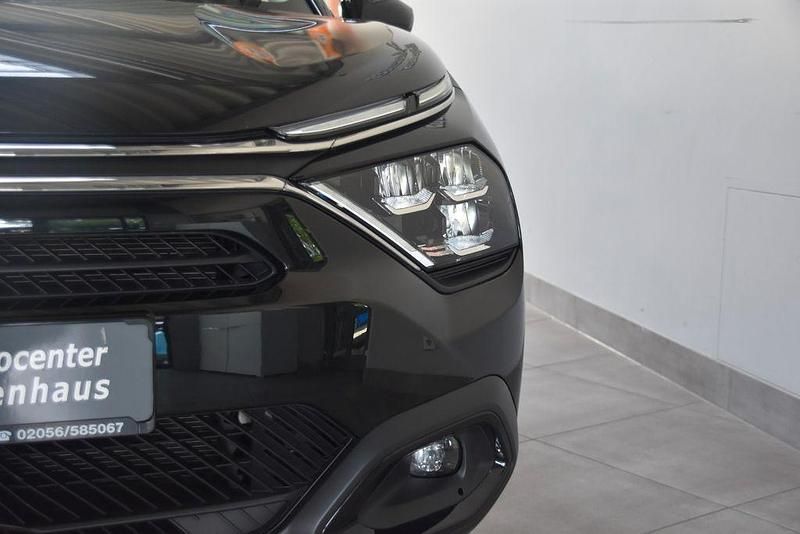 Gebraucht Citroën C4 Feel 131 PS (96 kW) 2024 Schwarz metallic SUV