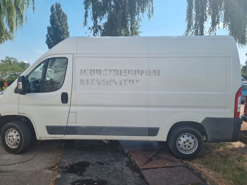 Gebraucht Peugeot Boxer Avantage 131 PS (96 kW) 2013 Weiß Van