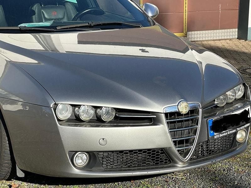 Gebraucht Alfa Romeo 159 200 PS (147 kW) 2009 Grau Kombi