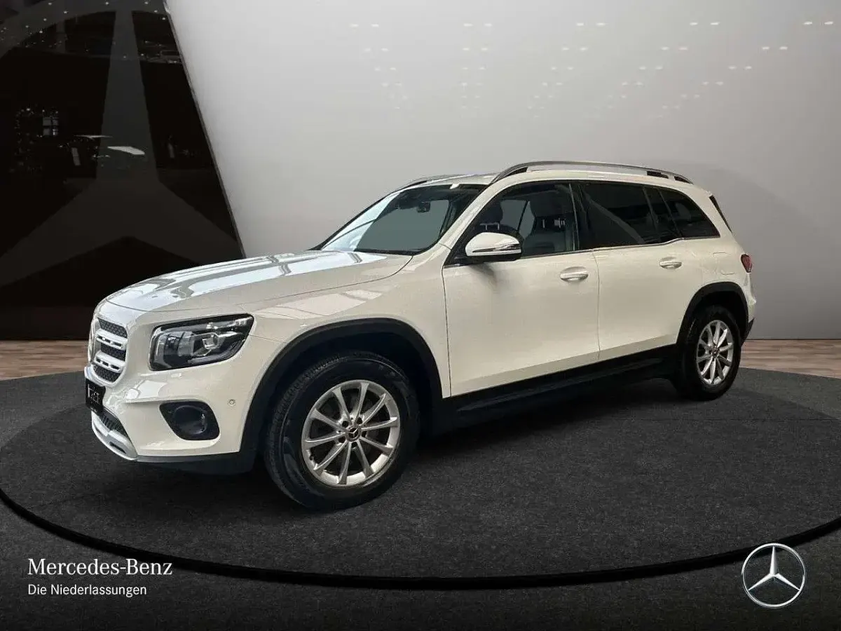 Gebraucht Mercedes GLB200 Style 150 PS (110 kW) 2022 Weiß SUV