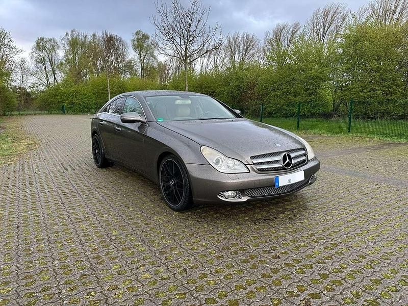 Gebraucht Mercedes CLS280 231 PS (169 kW) 2008 Grau Coupé