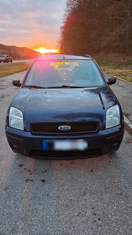 Gebraucht Ford Fusion 80 PS (58 kW) 2003 Blau Kleinwagen