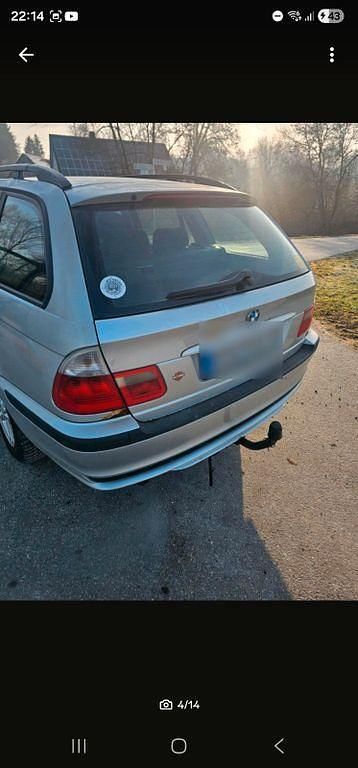 Gebraucht BMW 320 136 PS (100 kW) 2001 Silber Kombi