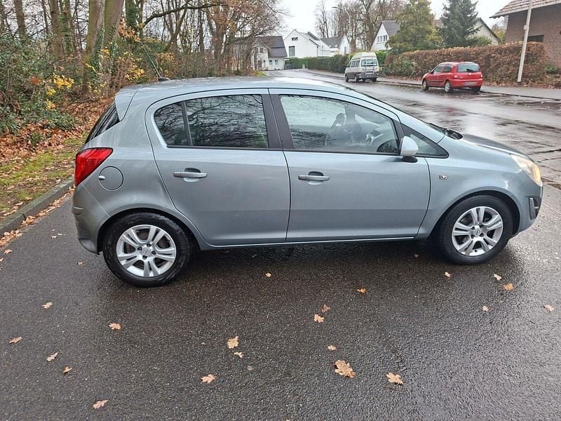 Gebraucht Opel Corsa Color Edition 87 PS (63 kW) 2011 Grau Kleinwagen