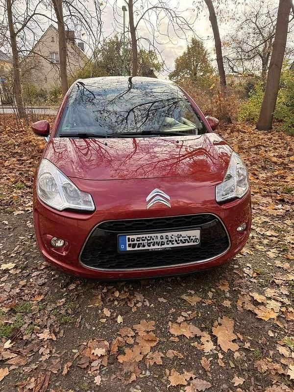 Gebraucht Citroën C3 Exclusive 120 PS (88 kW) 2011 Rot Limousine