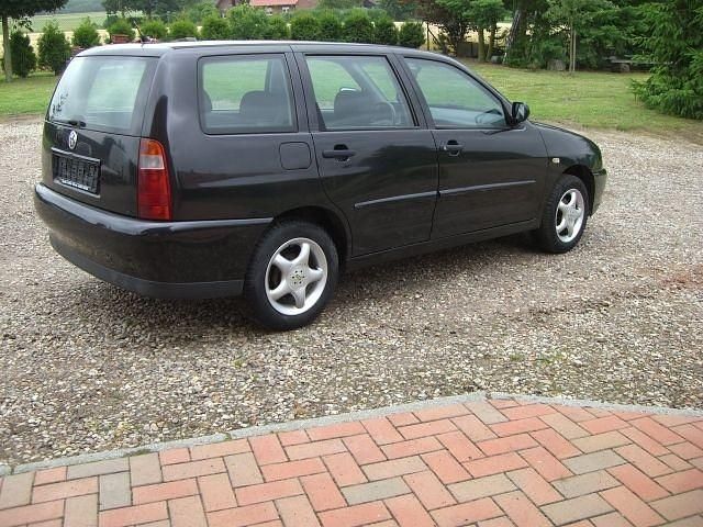 Gebraucht VW Polo Comfortline 75 PS (55 kW) 1998 Schwarz metallic Kombi