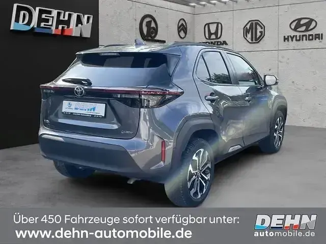 Gebraucht Toyota Yaris Team 131 PS (96 kW) 2025 Grau Kleinwagen