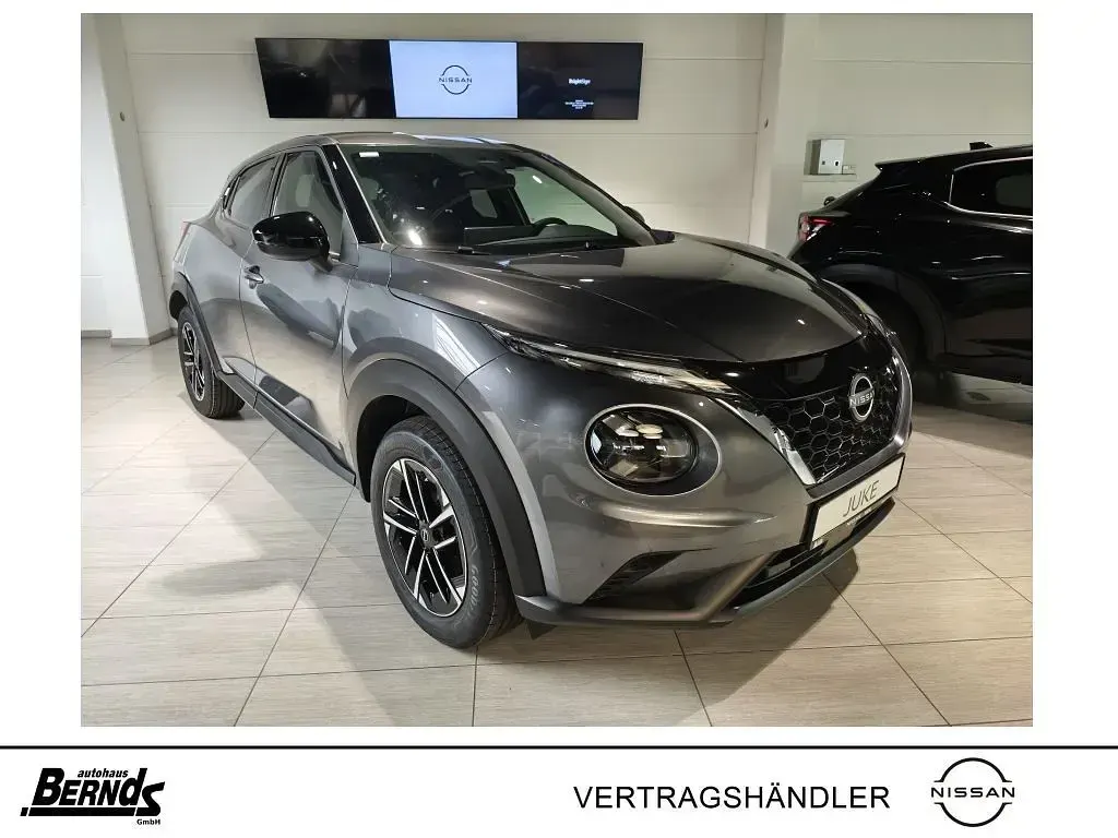 Neu Nissan Juke N-Connecta 143 PS (105 kW) 2026 Grau SUV