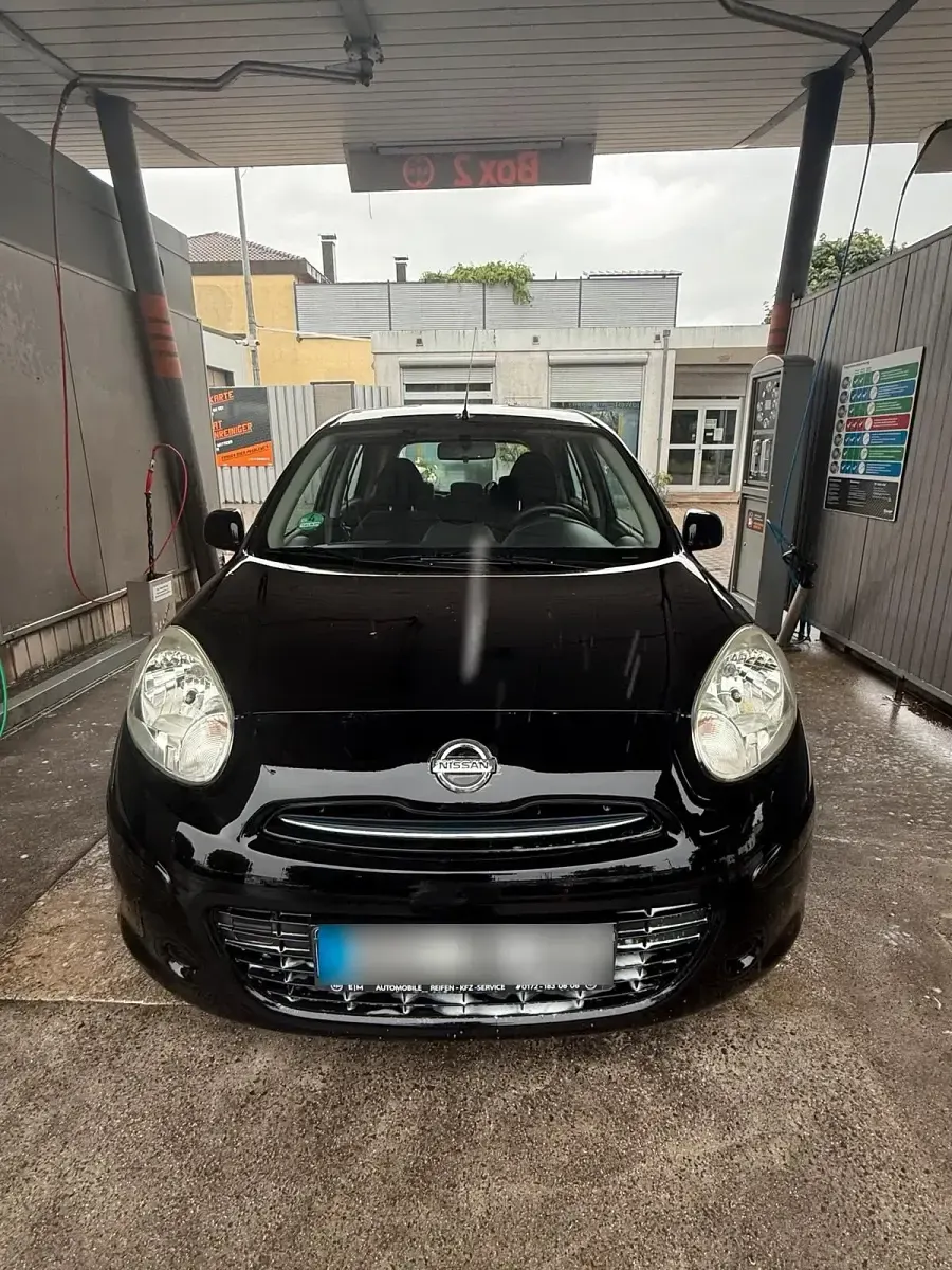 Gebraucht Nissan Micra 80 PS (58 kW) 2011 Schwarz Kleinwagen