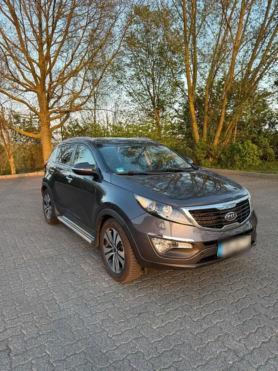 Gebraucht Kia Sportage 136 PS (100 kW) 2010 Grau SUV