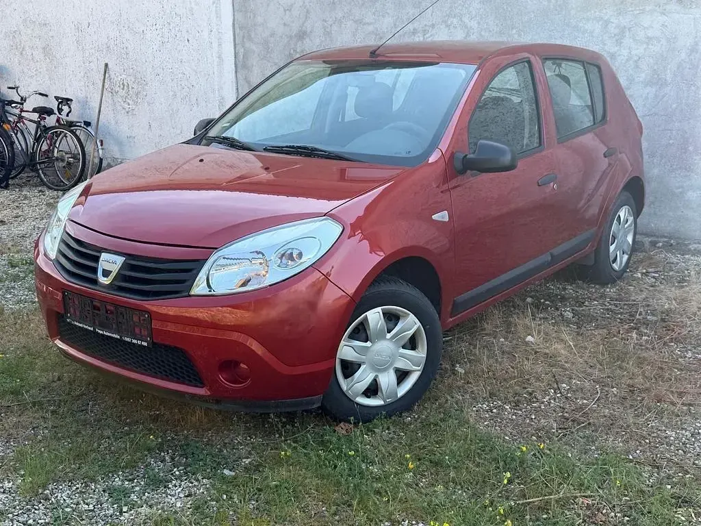Gebraucht Dacia Sandero 75 PS (55 kW) 2009 Rot Limousine