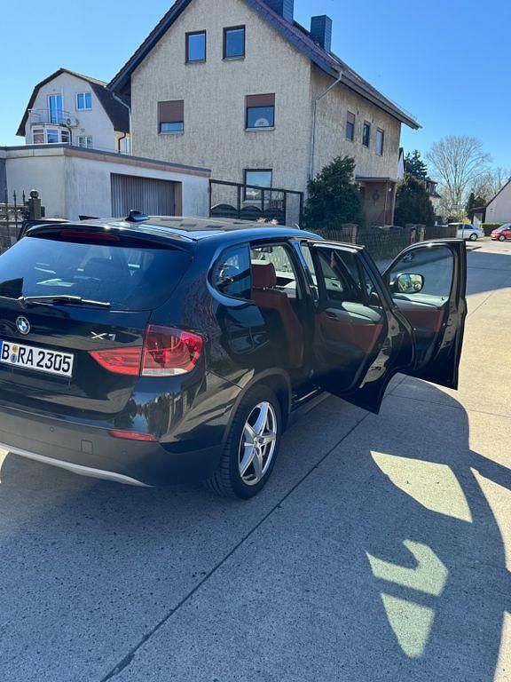 Gebraucht BMW X1 xLine 184 PS (135 kW) 2012 Schwarz SUV