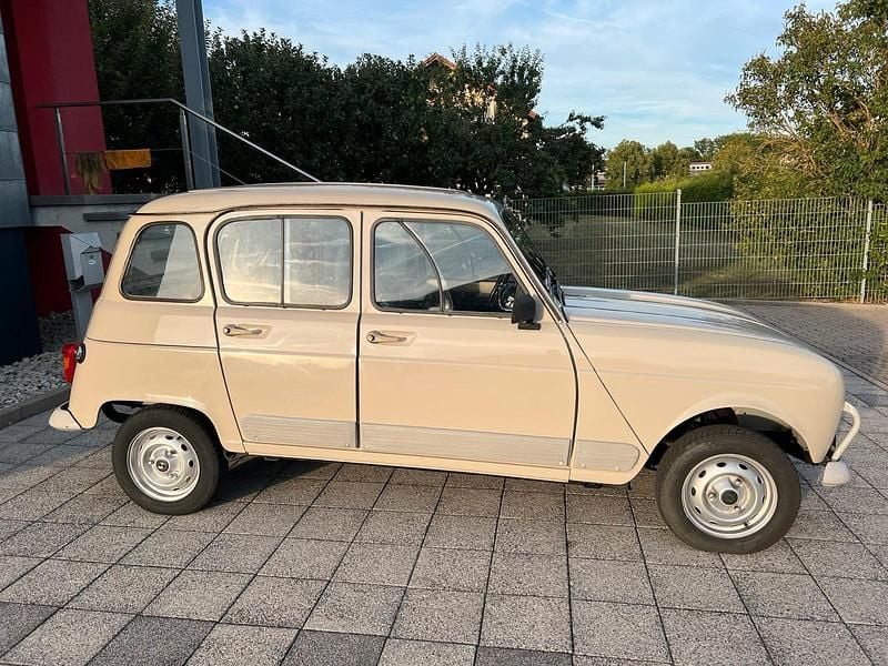 Beige Gebraucht 1990 Renault R4 Kleinwagen | 13.500 € - Bild 1/4