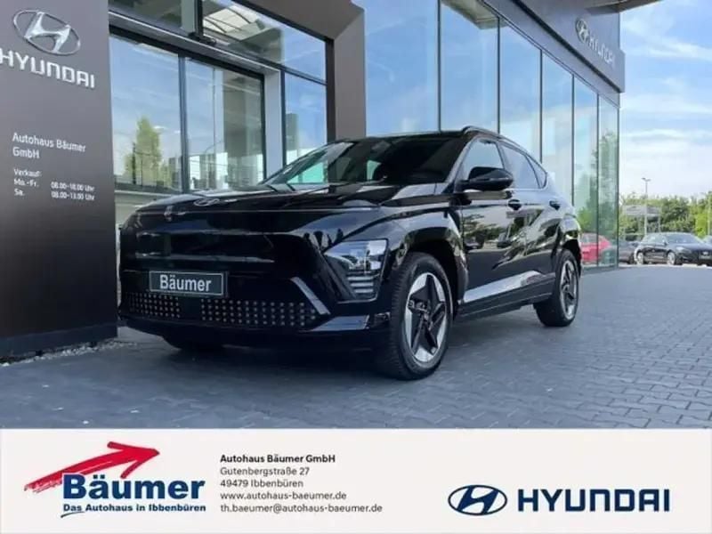 Abyss black / mic Gebraucht 2024 Hyundai Kona Prime SUV | 35.490 € (Fairer Preis) - Bild 1/1