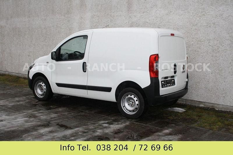 Gebraucht Fiat Fiorino 80 PS (58 kW) 2015 Weiß Van / Kleinbus