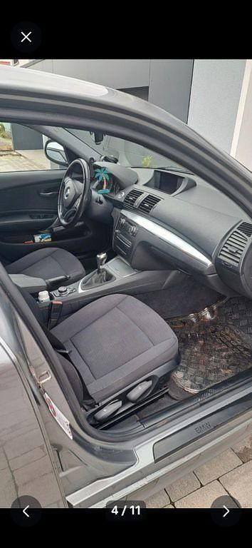 Gebraucht BMW 116 122 PS (89 kW) 2010 Grau Kleinwagen