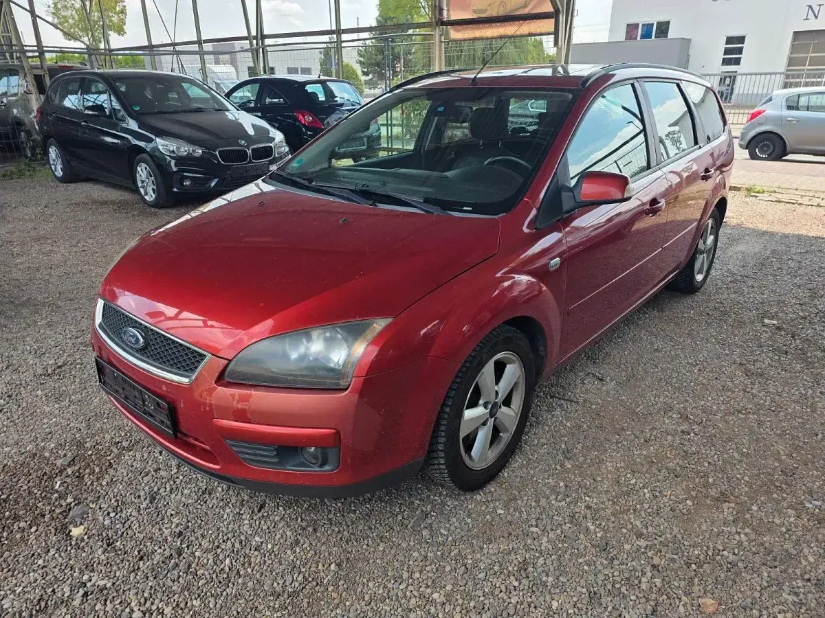 Gebraucht Ford Focus 145 PS (106 kW) 2007 Rot Kombi