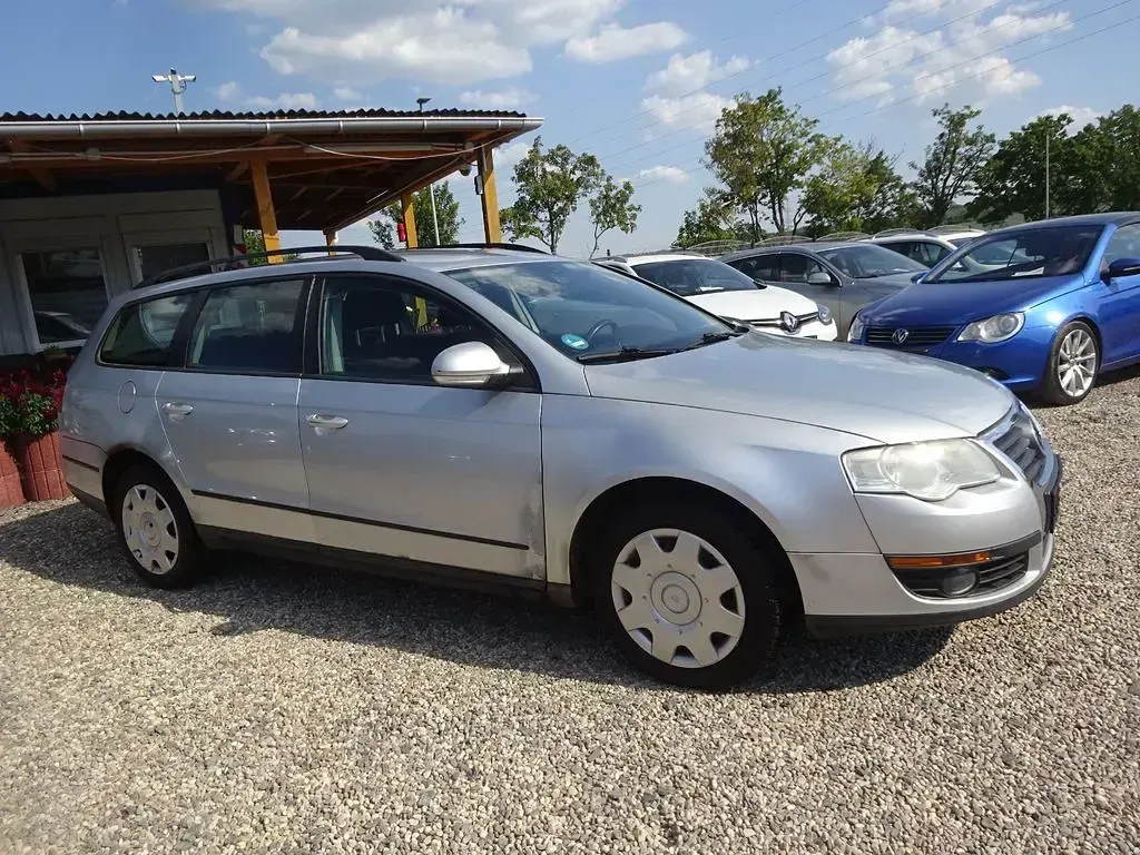 Gebraucht VW Passat Trendline 102 PS (75 kW) 2005 Silber Kombi
