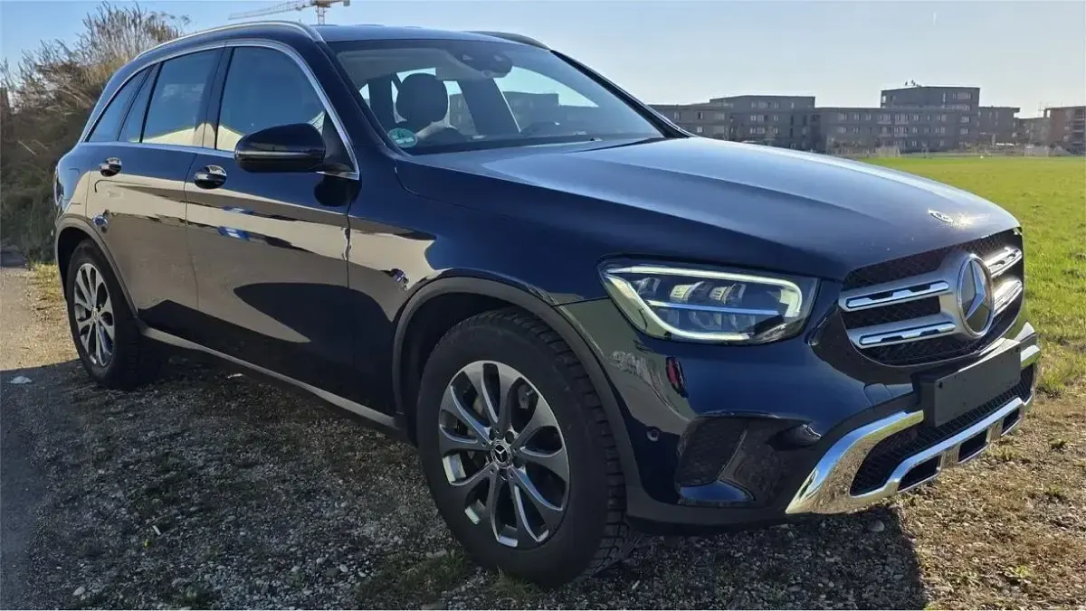 Gebraucht Mercedes GLC400d 330 PS (242 kW) 2020 Blau SUV