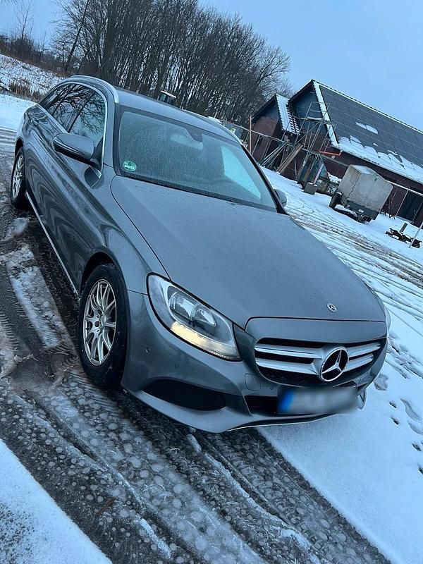 Gebraucht Mercedes C220 170 PS (125 kW) 2016 Grau Kombi