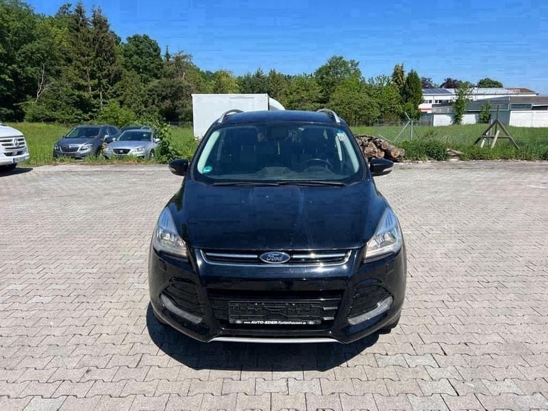 Gebraucht Ford Kuga Titanium 179 PS (131 kW) 2015 Schwarz SUV