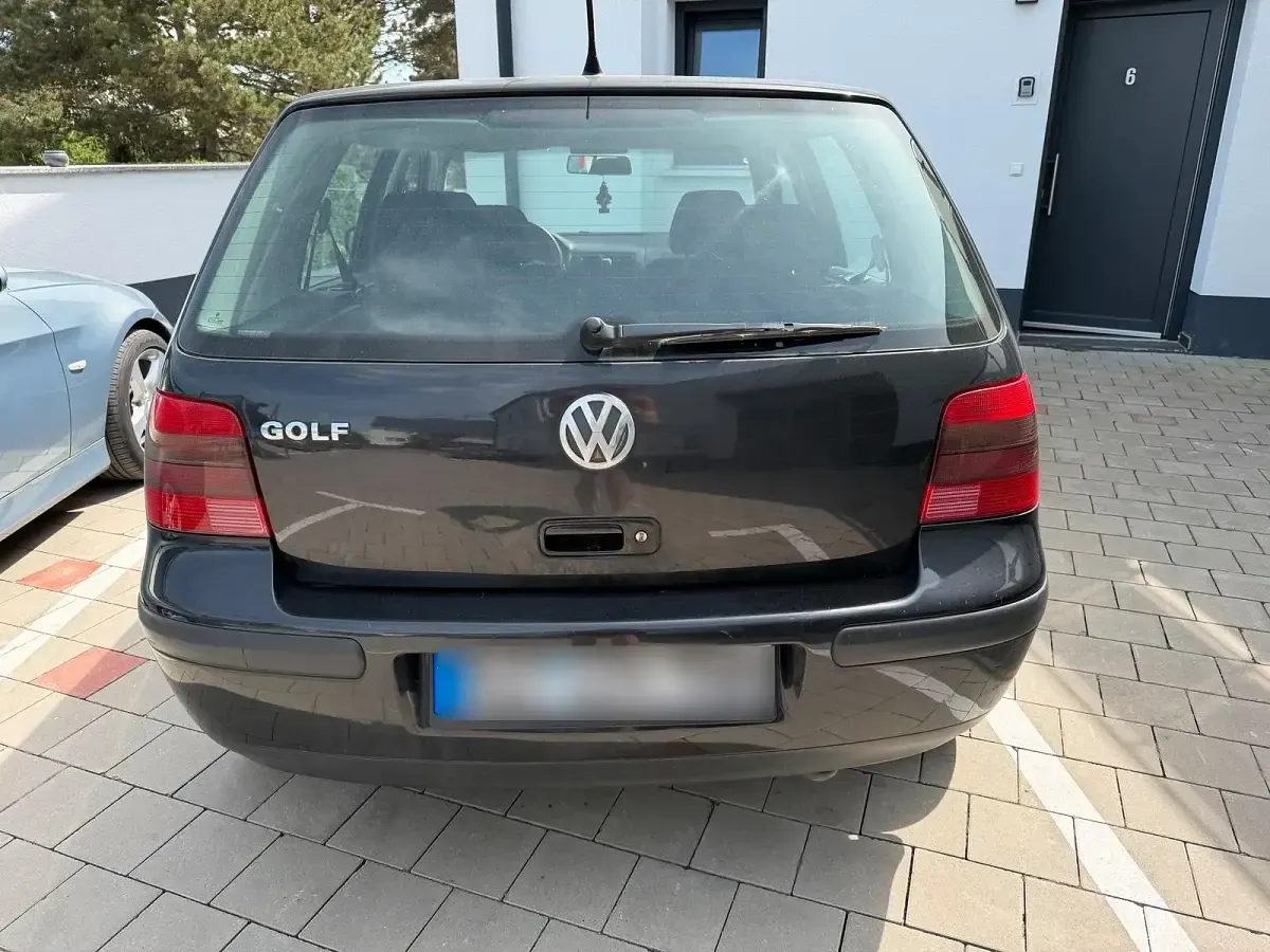 Brugt VW Golf IV 75 HK (55 kW) 2003 Sort Hatchback