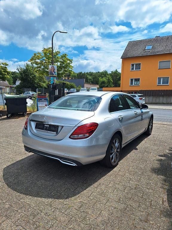 Gebraucht Mercedes C180 156 PS (114 kW) 2016 Silber Limousine