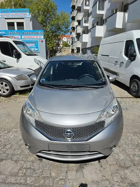 Usata Nissan Note Acenta 98 CV (72 kW) 2014 Argento Utilitaria
