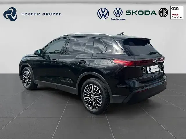 Gebraucht VW Tiguan Goal 150 PS (110 kW) 2025 Grenadillschwarz metallic SUV
