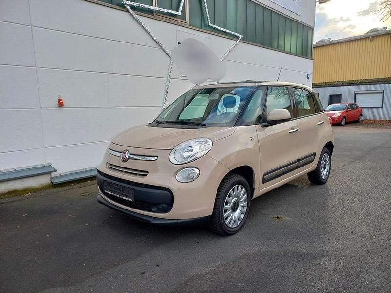 Braun Gebraucht 2017 Fiat 500L Pop Star Van / Kleinbus | 4.990 € (Fairer Preis) - Bild 1/4