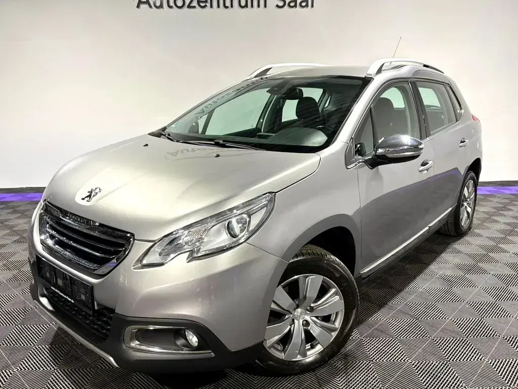 Gebraucht Peugeot 2008 Allure 120 PS (88 kW) 2015 Grau SUV