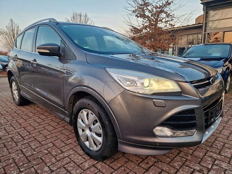 Gebraucht Ford Kuga Individual 163 PS (119 kW) 2014 Grau SUV